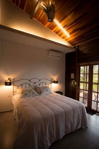 Hostal Pousada Vila Nakau
