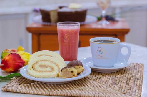 Hotel Pousada Fam�lia de Nazar�