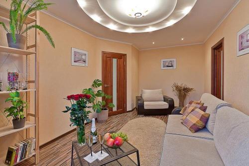 Apartament On Nezavisimosti 44, 46