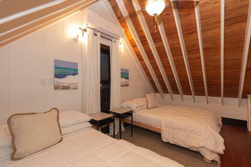White Cottage Home