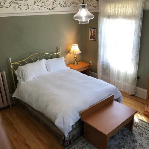 Bed & Breakfast Stirling House