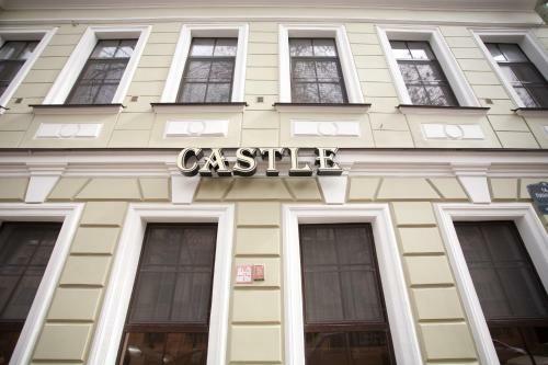 Castle Hotel