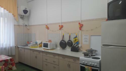 Dom Hostel