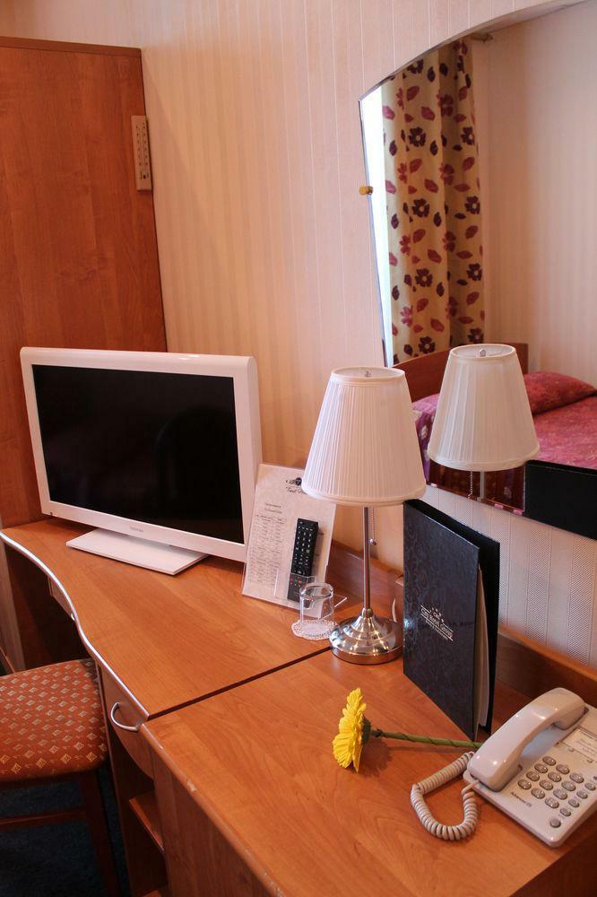 Tourist Hotel