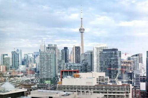Cozy Studio Apartment Cn Tower Lake Views