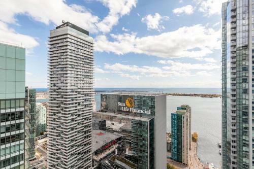Stylish High Rise Studio With Amazing Views