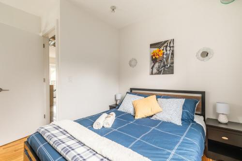 Apartamento Steps From Queen Street - Stylish And Upscale 2br Loft!