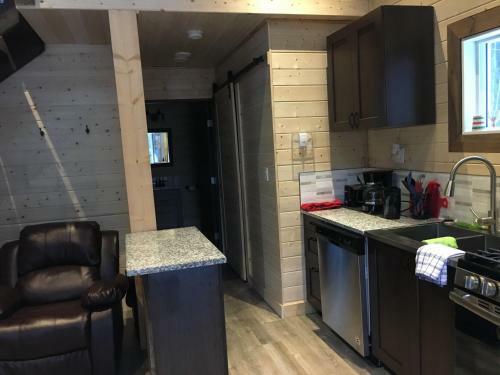 Cougar Mountain Cabin Rentals