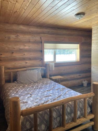 Cougar Mountain Cabin Rentals