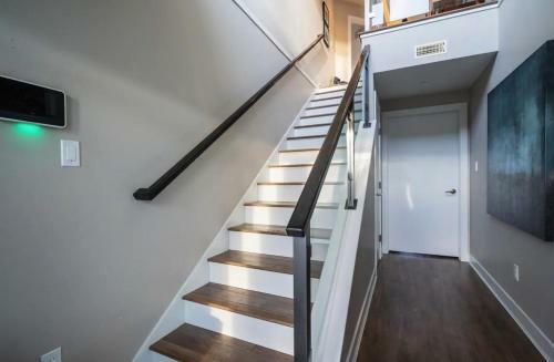*10 Mile Point Stunning Oceanfront