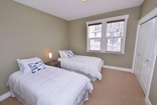 Nature's Gate Executive Vacation Home