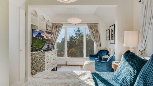 Kaliana Sanctuary With Stunning Views