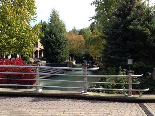 #63 Lagoons, Stoney Creek