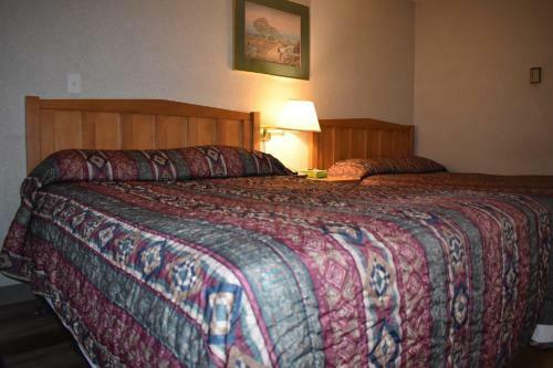 Motel Three