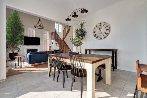 Spacious, Newly Built Prince Edward County Family Home
