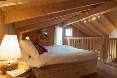 Chalet Lisa Ski-in, Ski-out Well Equipped