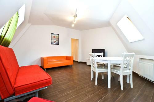 La Casa Di Bury Apartments 2