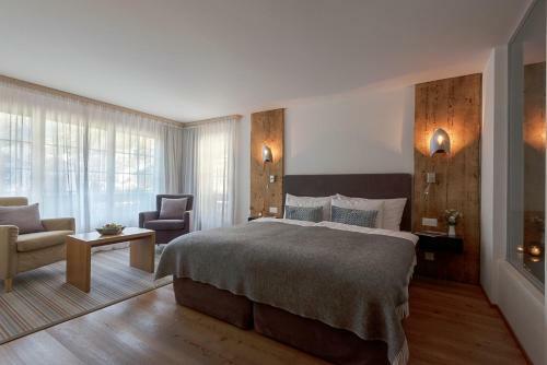 Hotel Suites By Mirabeau