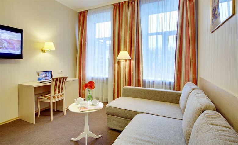 Bristol Hotel