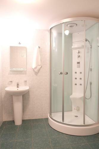 Apartments Inpredservice