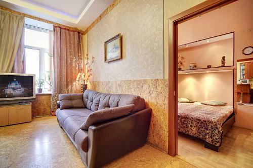 Apartment On Suvorovskiy