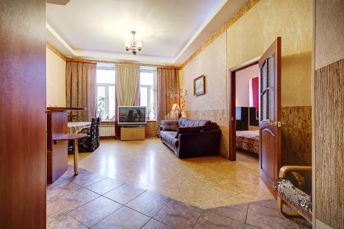 Apartment On Suvorovskiy