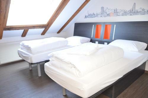 Easyhotel Z�rich West