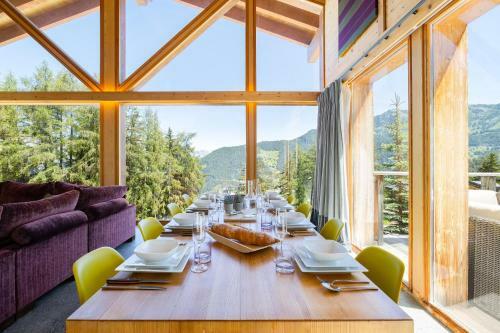 Luxury Spa Chalet With Jacuzzi And Sauna