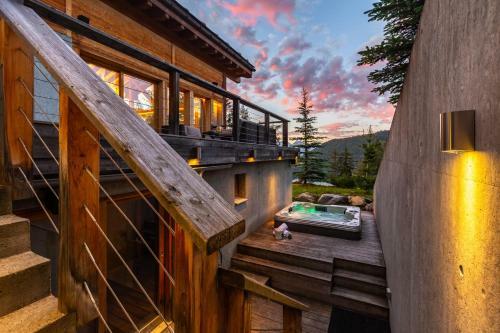 Luxury Spa Chalet With Jacuzzi And Sauna