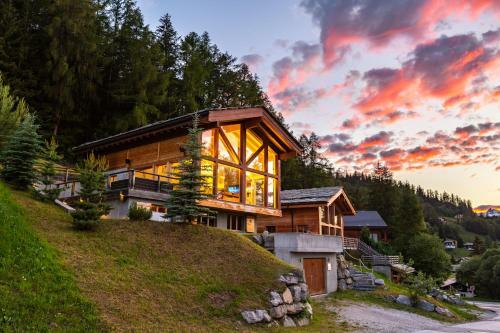 Luxury Spa Chalet With Jacuzzi And Sauna