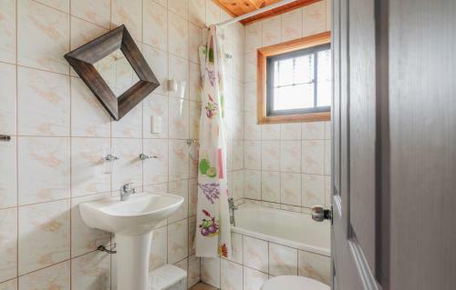 Lodge Caba�as Antulaf