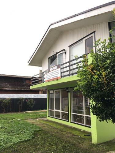 Bed & Breakfast Islanet Hostel & Bar