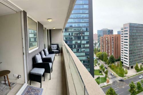 Apartamento En El Coraz�n Del Centro Financiero de Las Condes