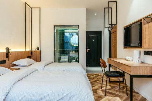 Poshpacker�chengdu Local Tea Hostel