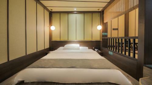 Vyluk Hotel Chongqing Jiefangbei Center Branch