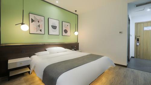 Vyluk Hotel Chongqing Jiefangbei Center Branch
