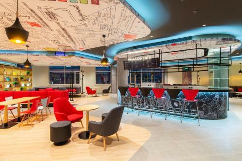 Ibis Dalian Yida Spring Field Hotel