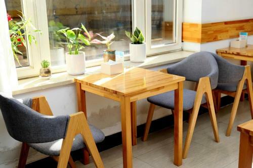 Hotel 7days Premium Dalian Airport