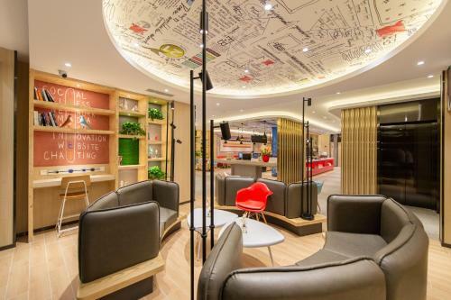 Hotel Ibis Dalian Xinghai Park