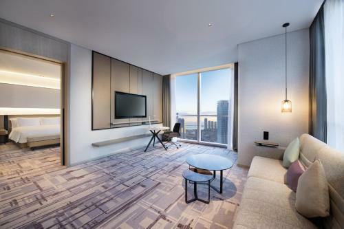 Crowne Plaza Dalian Xinghai, An Ihg Hotel