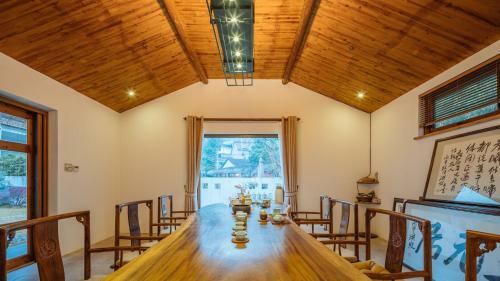Floral Hotel Moyuan