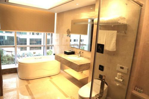 Zhongbo Art Hotel