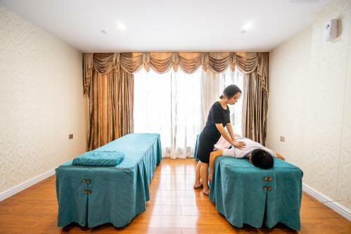Zhongbo Art Hotel