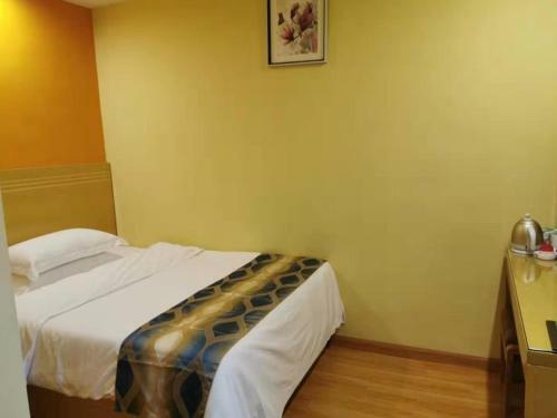 Shell Hefei Luyang District Sipai Building Subway Station Hotel