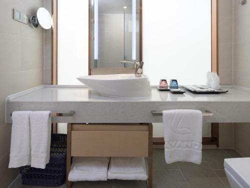 Lavande Hotel Yangchun Donghu
