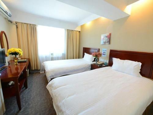 Shell Jinan Gaoxin District Shunhua Road Qilu Software Park Hotel