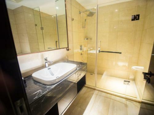 Greentree Eastern Jingde Town Railway Station Hotel