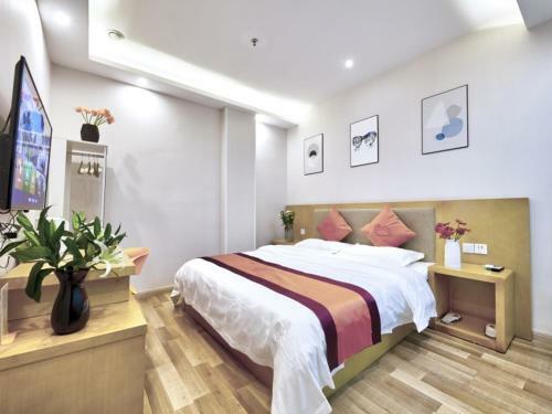 Shell Jinan Huaiyin High Speed Railway Station Hotel
