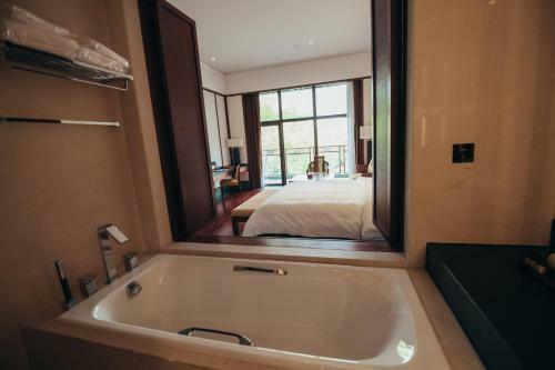 Hotel ??????????