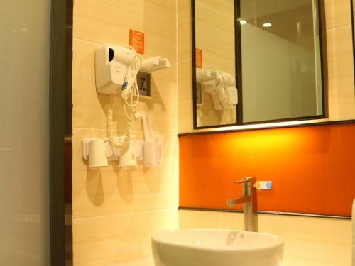 Hotel 7days Premium Jinan West Railway Station Branch